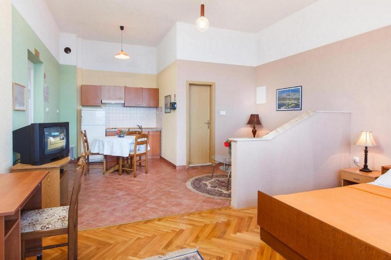 Summerheaven Apartments พอดโกรา ภายนอก รูปภาพ