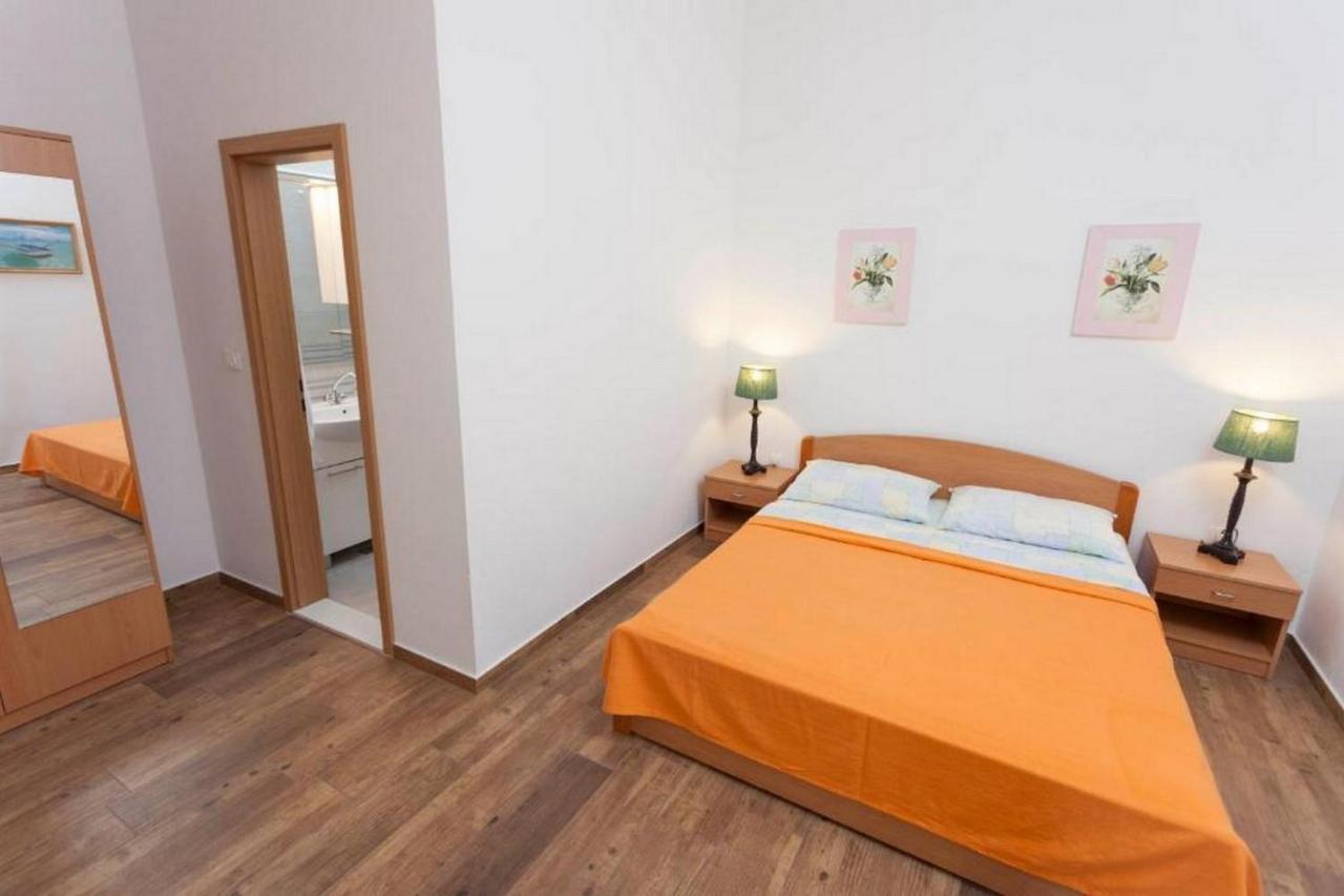 Summerheaven Apartments พอดโกรา ภายนอก รูปภาพ